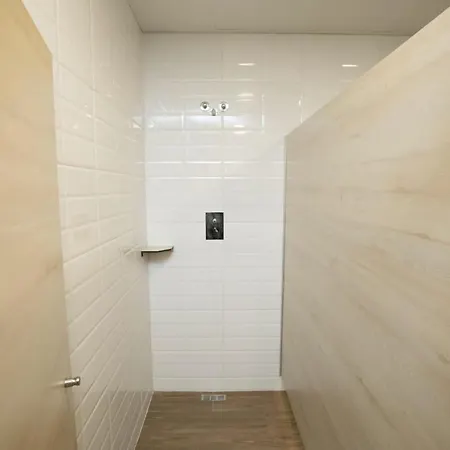 Thostel * Santiago de Compostela