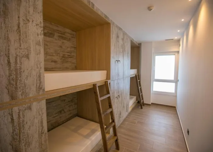 Thostel * サンティアゴ・デ・コンポステーラ